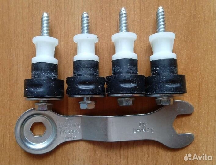 Транспортировочные болты для стиральной машины LG