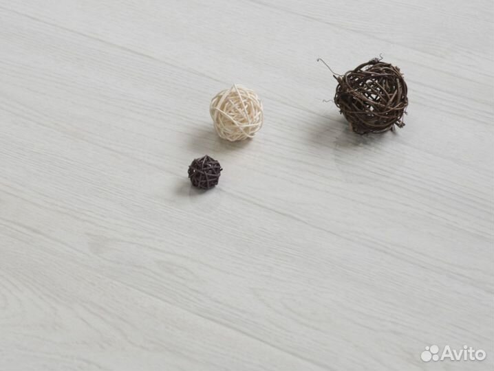 Лглянцевый ламинат Lamiwood