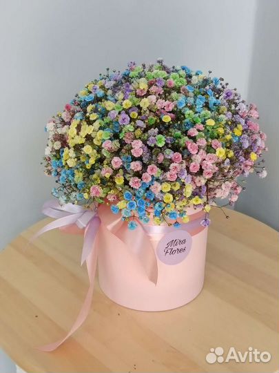 Радужная коробка гипсофилы