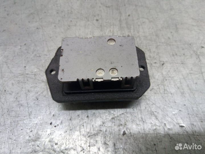 Резистор отопителя Dodge Caliber хетчбэк 2.0L I4