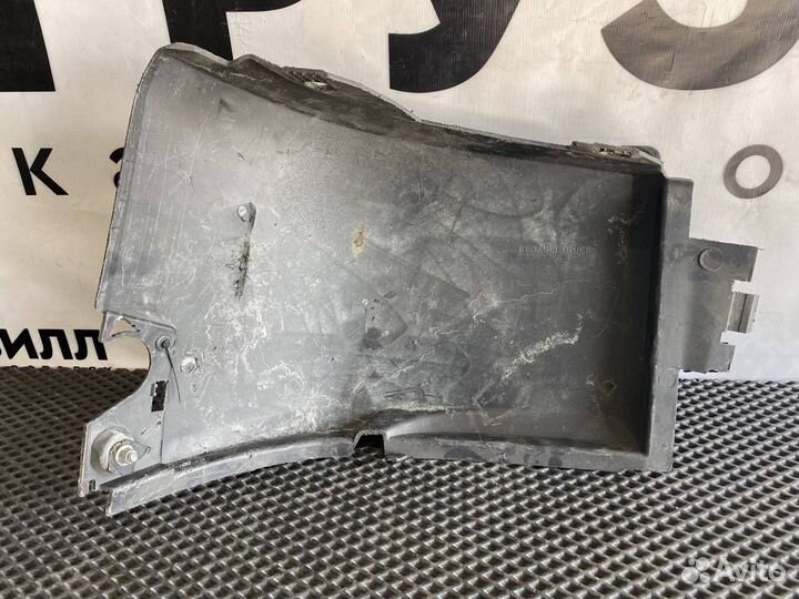 Угол бампера прав. Renault T 23309356