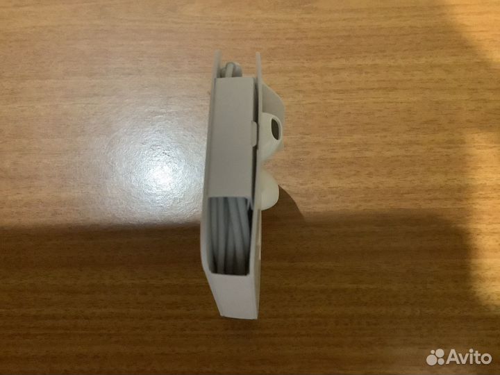 Наушники apple