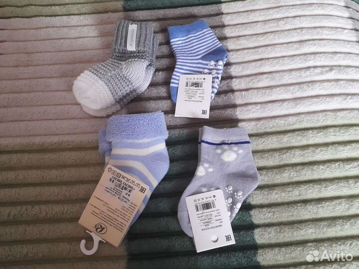 Носочки для новорожденного