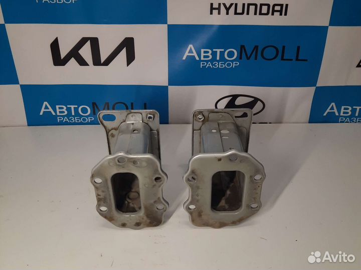 Кронштейн усилителя бампера Хендай i30 1 FD