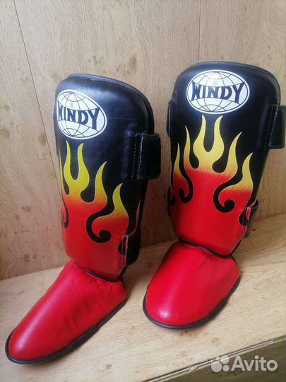 Защита голени и стопы Windy