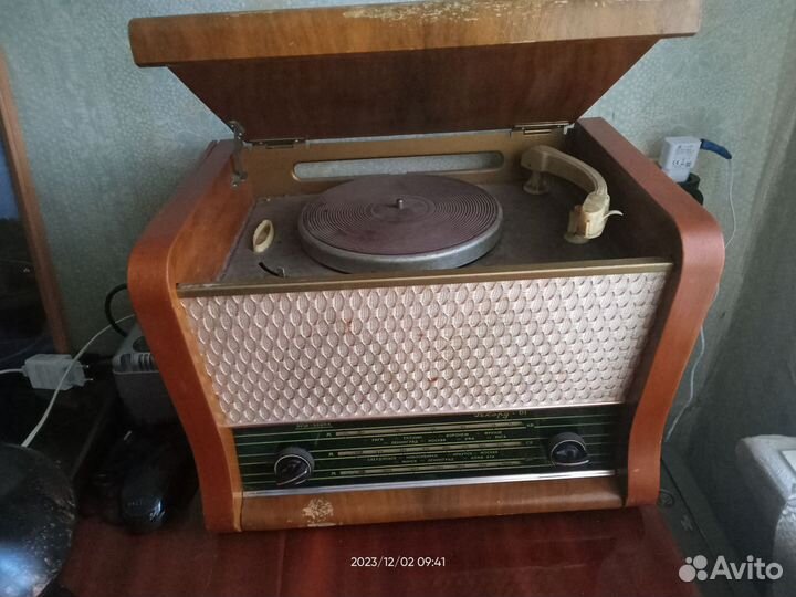 Радиола Рекорд 61