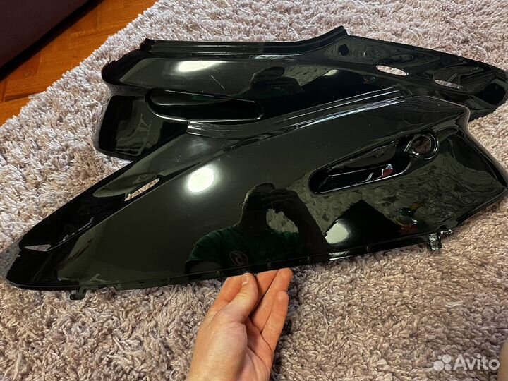 Боковой пластик на хонду дио 27