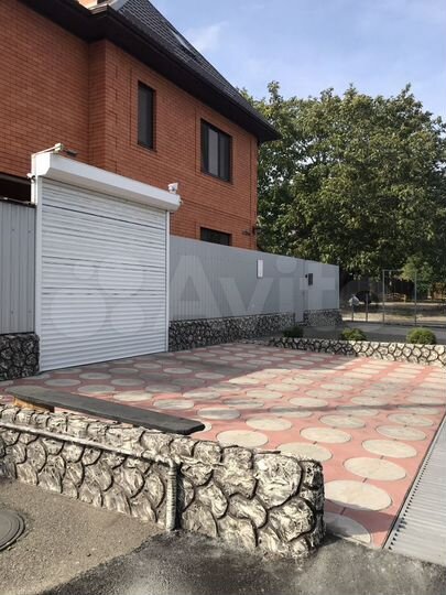 Дом 200 м² на участке 3 сот.