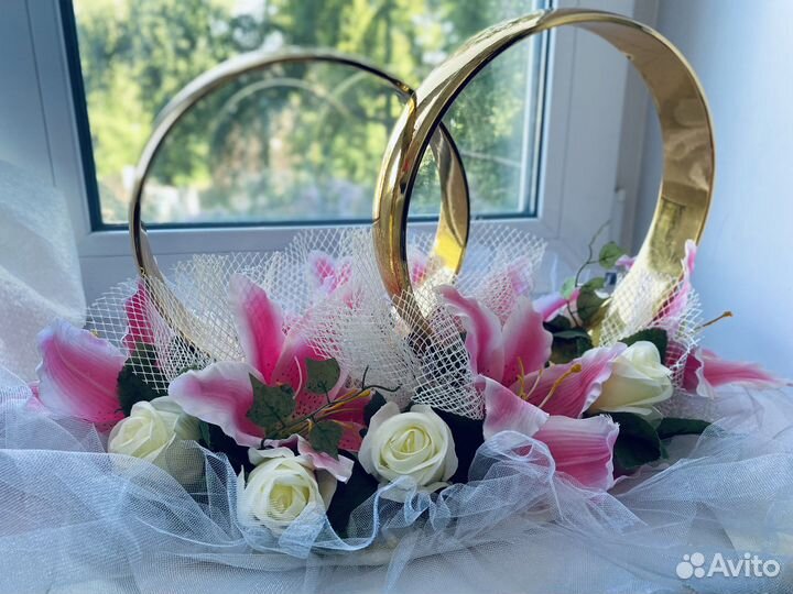 Украшение на свадебную машину