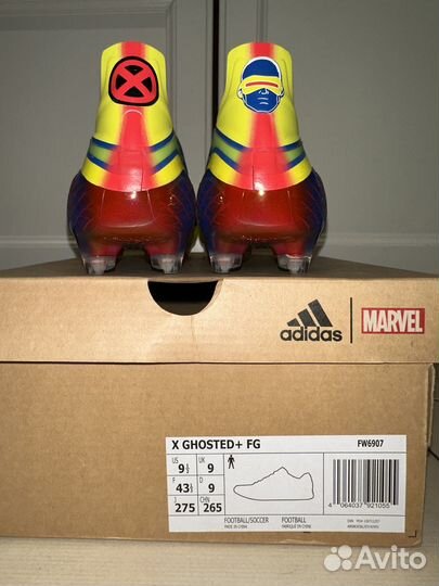 Лимитированные футбольные бутсы adidas X marvel