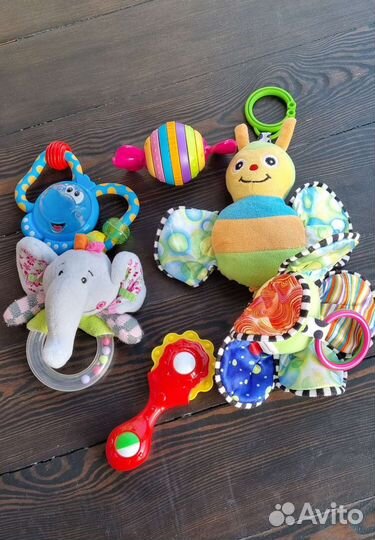 Развивающие игрушки для малышей
