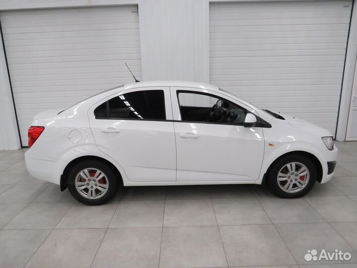 Chevrolet Aveo 1.6 МТ, 2012, 203 247 км
