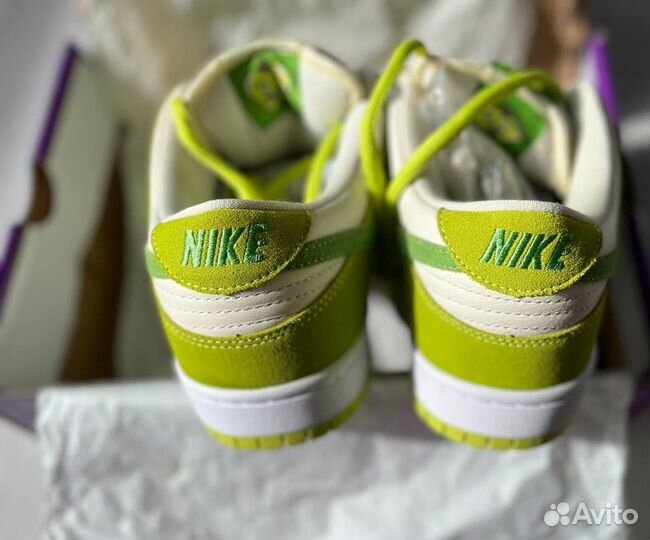 Кроссовки nike sb dunk low green apple