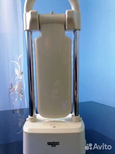 Лампа светодиодная аккумуляторная с сенсорной кноп