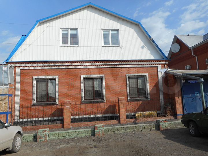 Дом 245 м² на участке 5 сот.