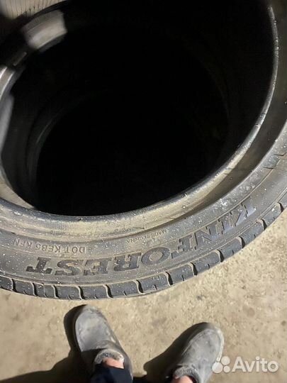 Kinforest KF-550 215/45 R17 91R