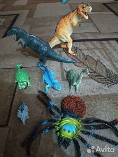 Коллекция динозавров