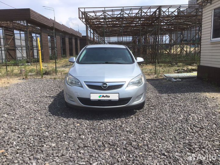 Opel Astra 1.6 МТ, 2011, 147 000 км