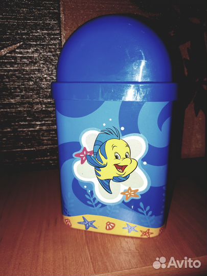 Настольный контейнер для мусора