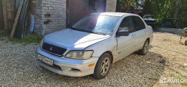В разборе Митсубиси Лансер 9 (Cedia) Американец