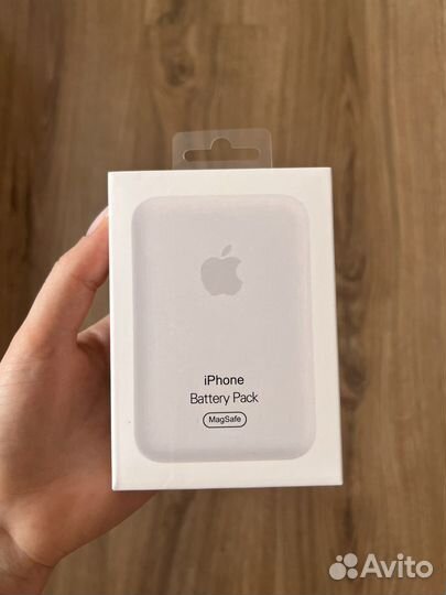 Внешний аккумулятор Apple (реплика 1:1)