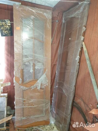 Дверь из массива сосны шпонированная