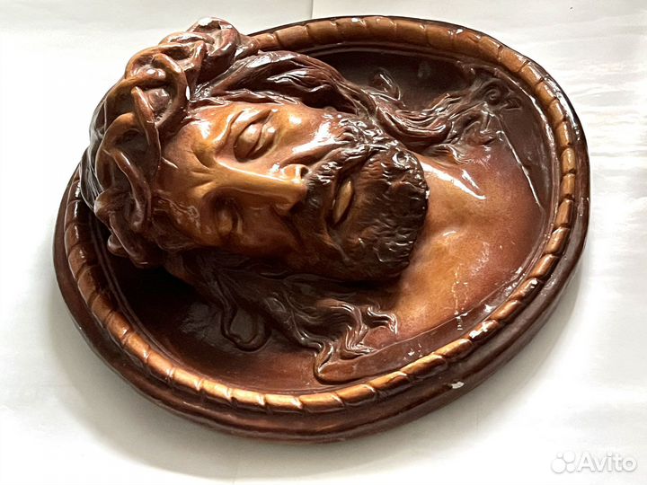 Старая картина, панно из гипса