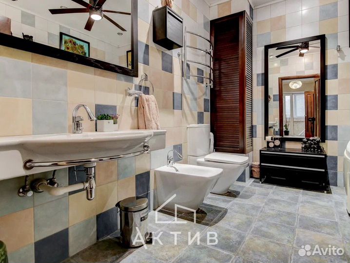 Комплект мебели в ванную комнату