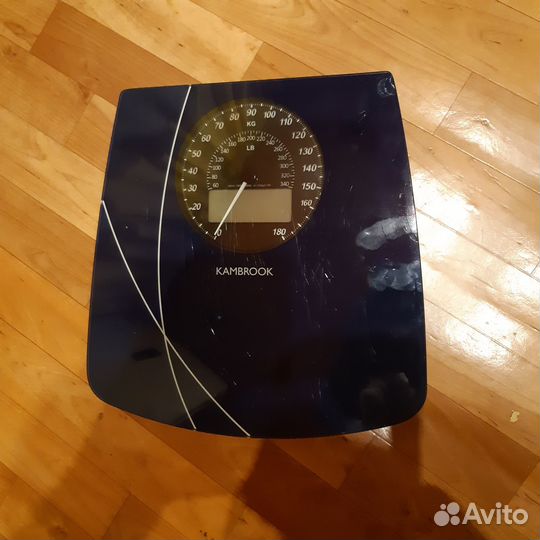 Весы напольные Kambrook KSC305