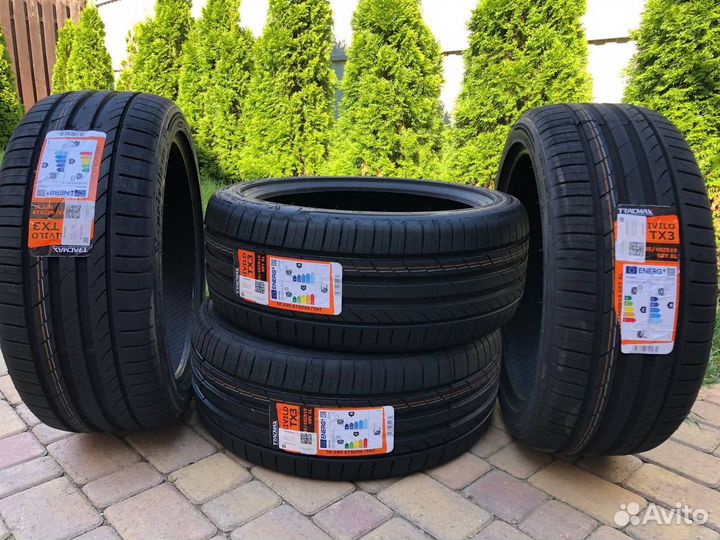 Tracmax X-Privilo TX3 245/35 R19 и 275/30 R19 101