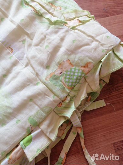 Коврик, бортик для детской кроватки