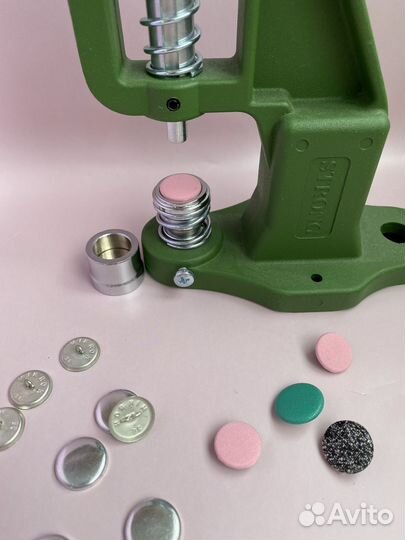 Пресс для обтяжки пуговиц