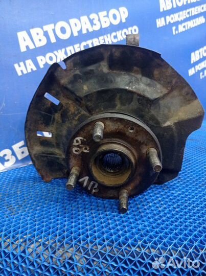 Передний левый поворотный кулак Hyundai Solaris 1