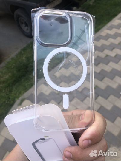 Оригинальные чехлы iPhone 12/13