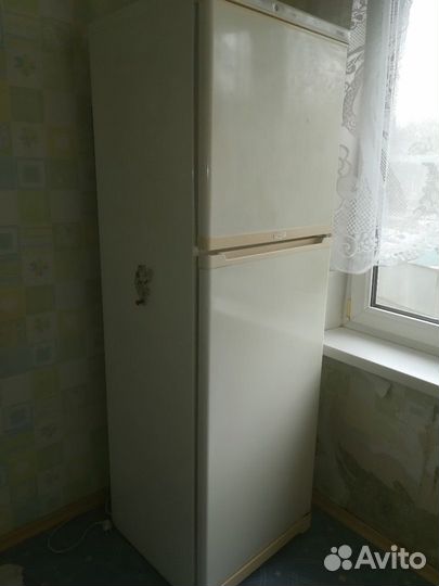 Холодильник бу отдам бесплатно