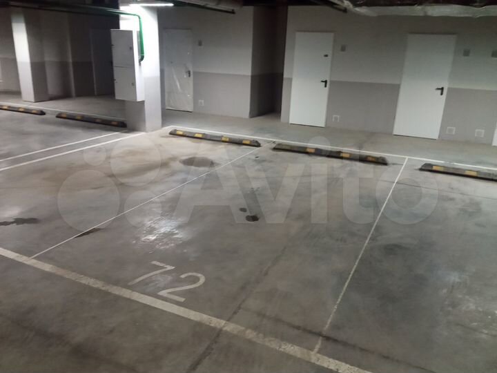 Машиноместо, 14 м²