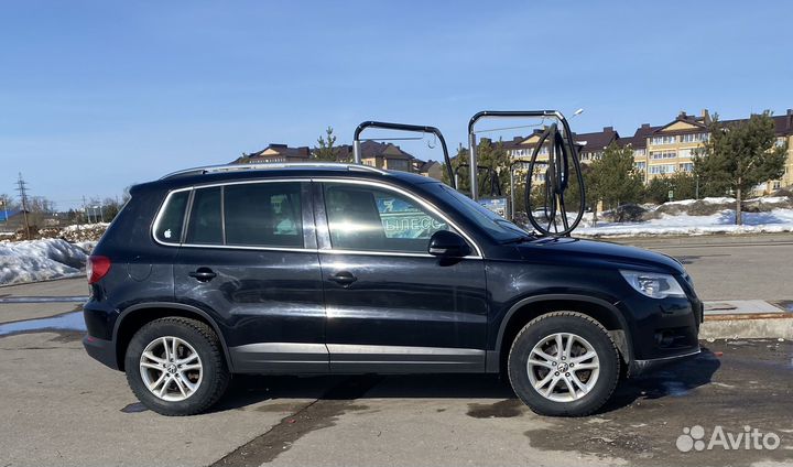 Volkswagen Tiguan 2.0 AT, 2010, 187 000 км