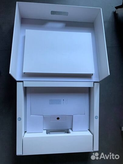 Коробка от Apple iMac 24