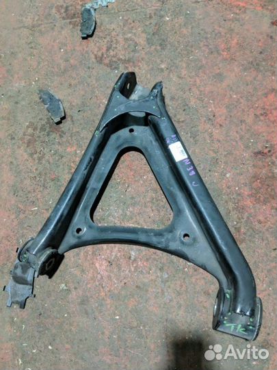 Рычаг подвески нижний задний левый Audi Q7 4L 4.2