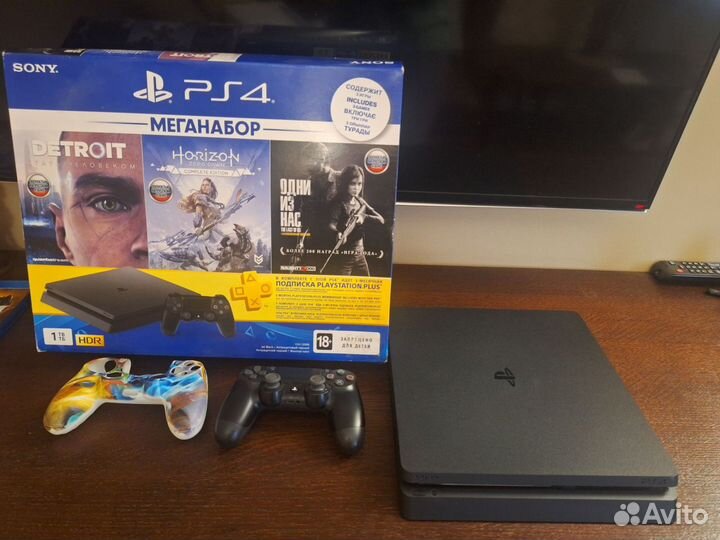 Sony PS4 slim 1 Tb