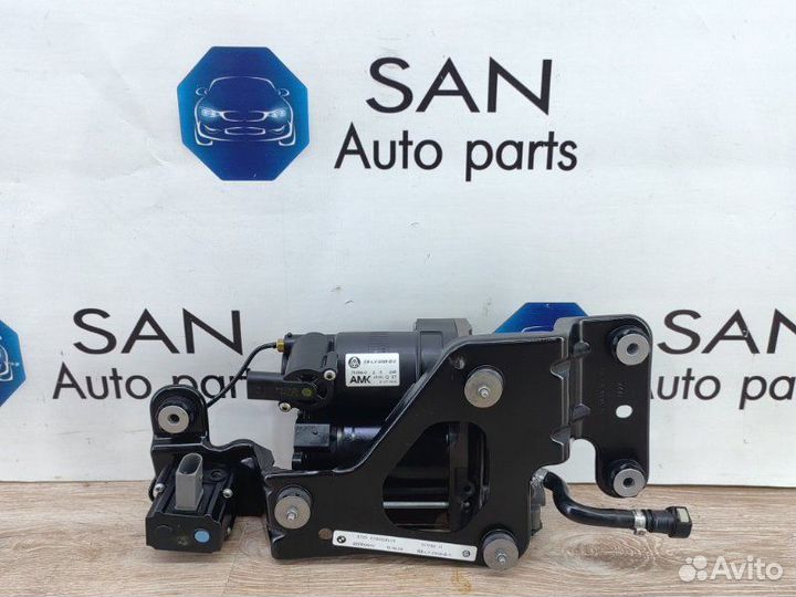 Компрессор подвески Bmw X5 E70 N62B48 2008