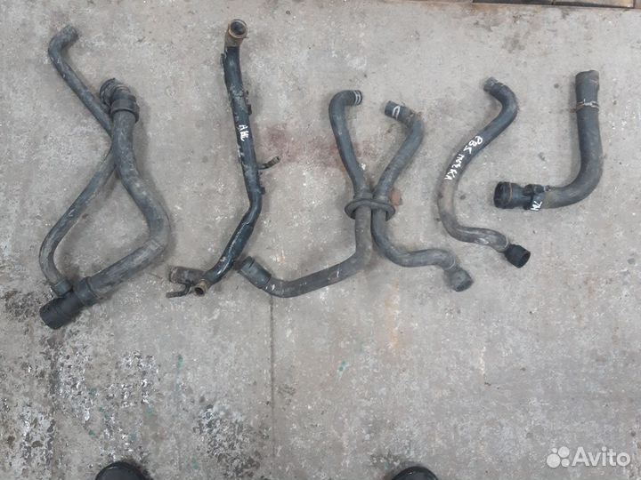 Патрубок охлаждения Volkswagen passat b5