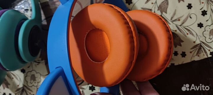 Беспроводные наушники новые