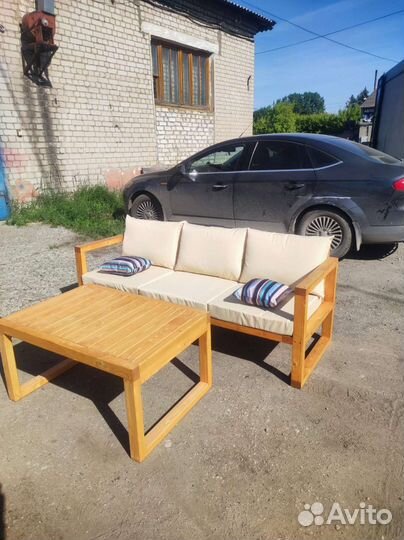 Набор мебели с подушками