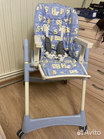 Детский стульчик для кормления