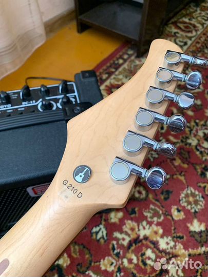 Электро гитара с комбиком Cort G210 D