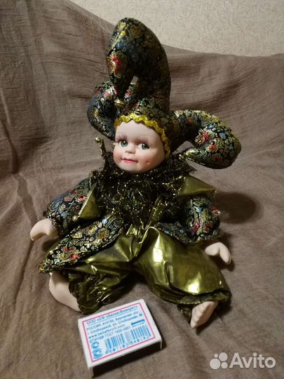 Кукла в национальном костюме