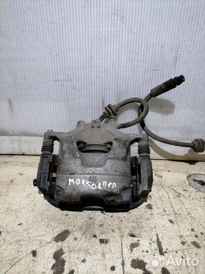 Суппорт передний левый Опель Мокка