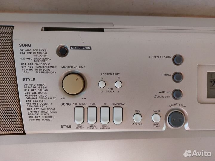 Синтезатор Yamaha PSR-E303
