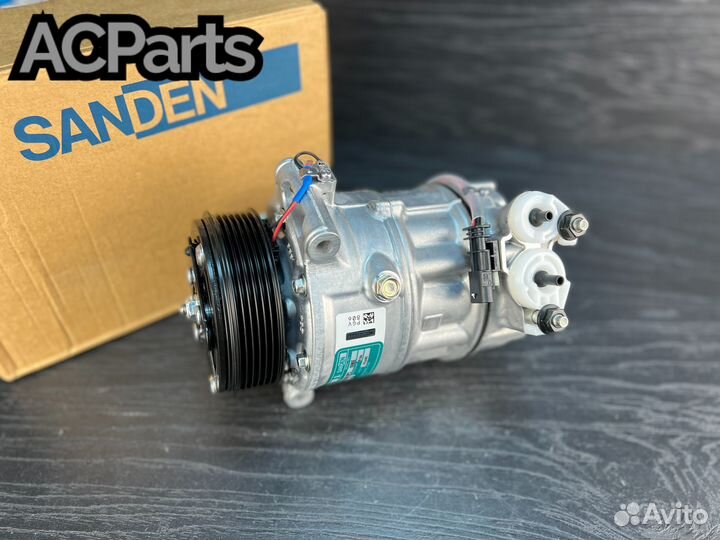 Компрессор кондиционера Jaguar XE 3.0. 340 л.с